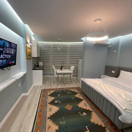 Comfort Apartment In City Center Тирана Екстериор снимка