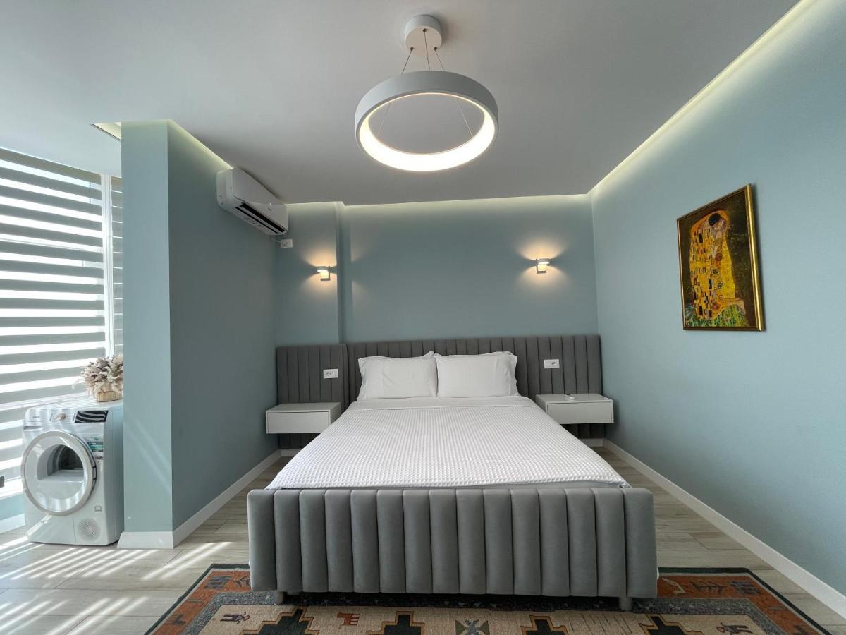 Comfort Apartment In City Center Тирана Екстериор снимка